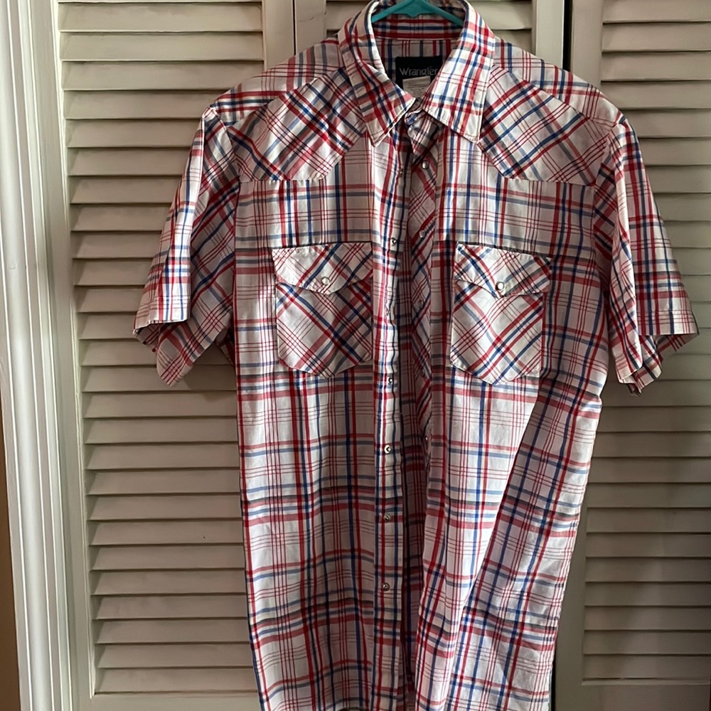 Wrangler snap shirt